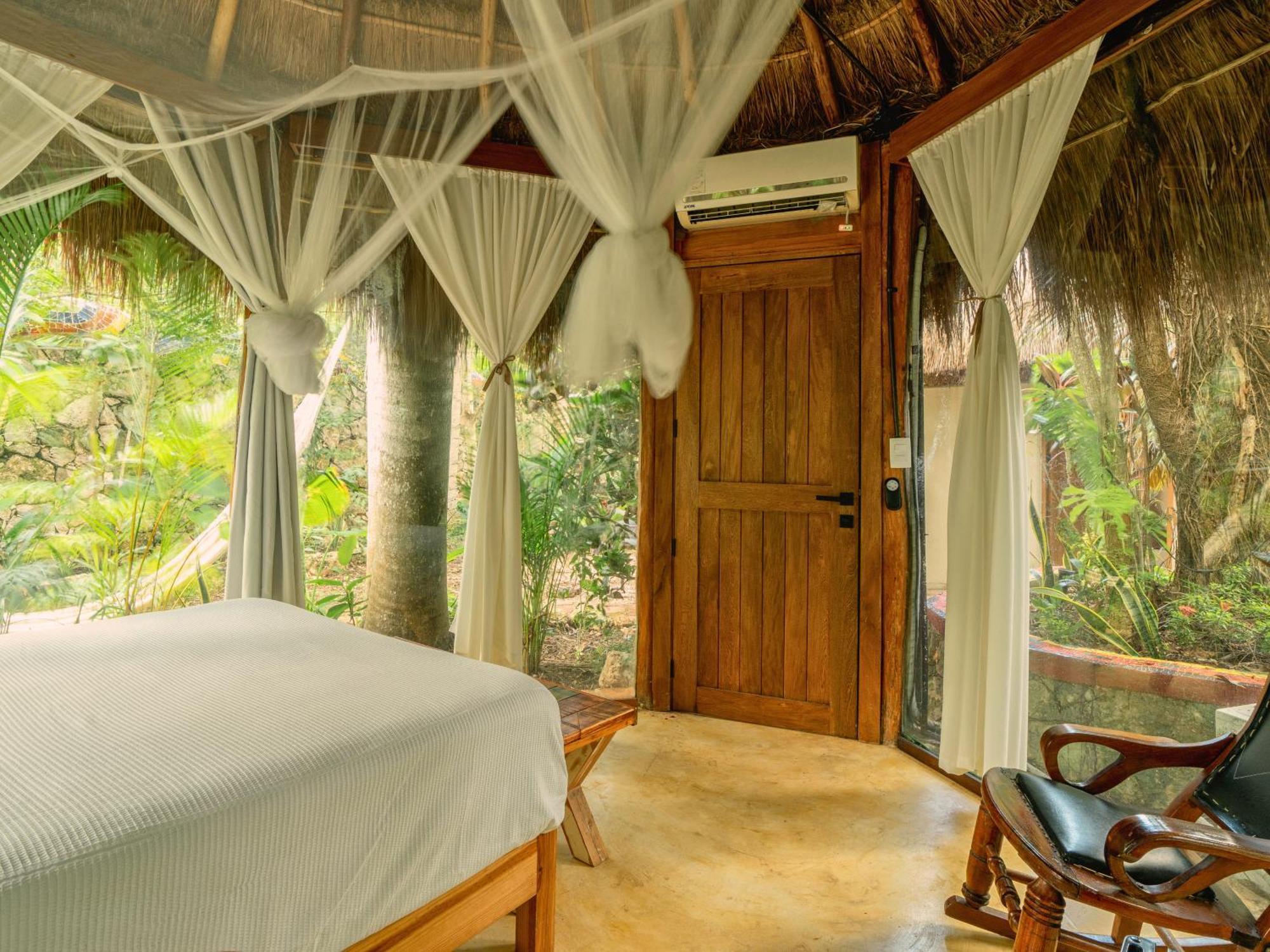 Oma - Holistic Healing Center