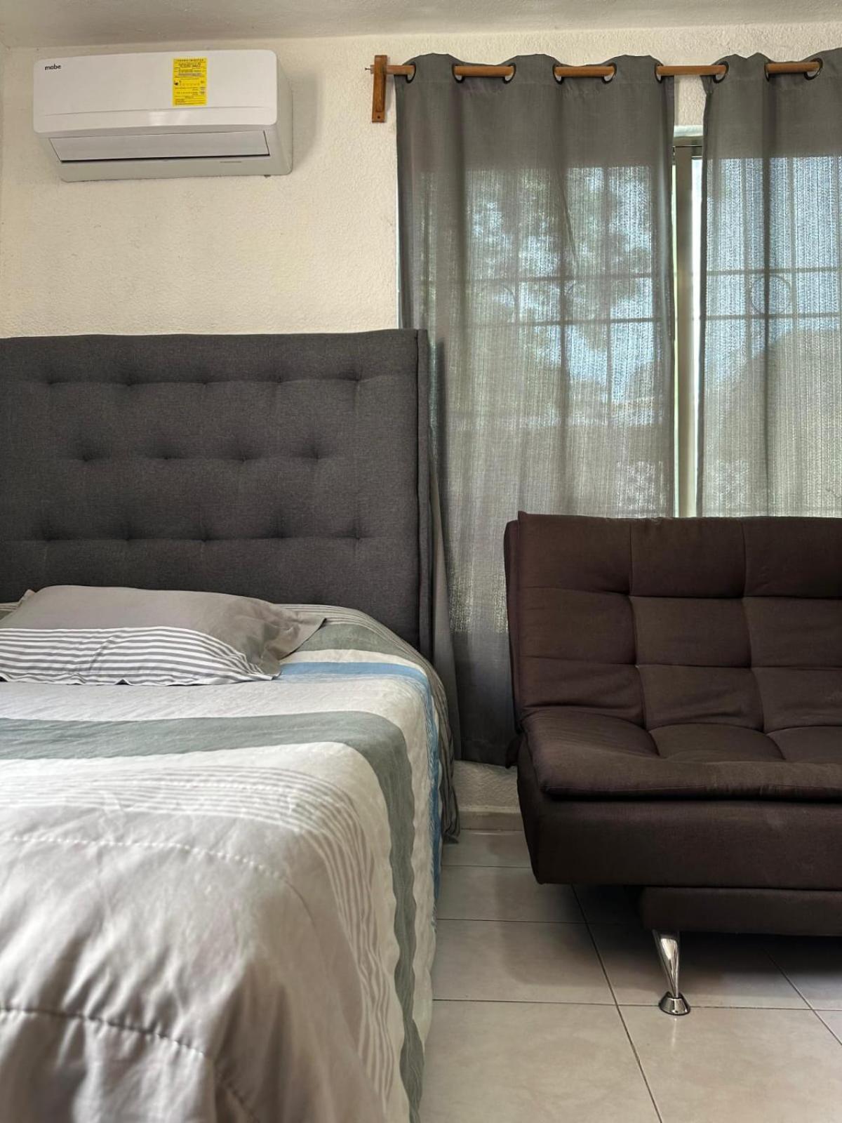 Comoda Privada En Habitación en casa particular *
