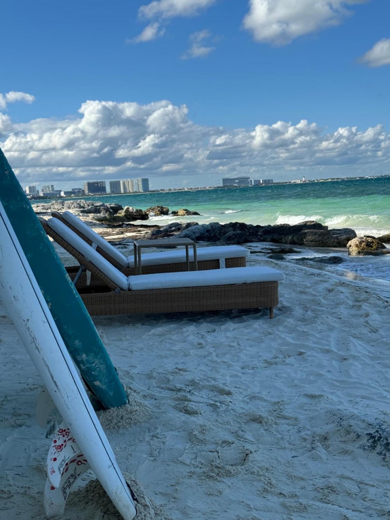 Villa Exclusive Beachfront Luxury Villa, Private Gym, Personalized 5 Star-service, Direct Access Cancún