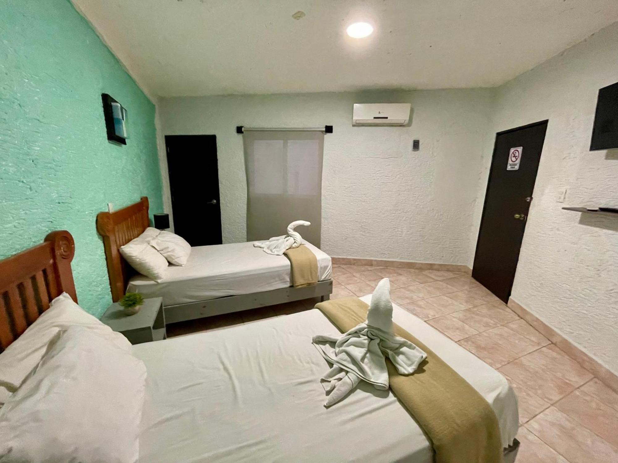 Chi Ibal Hu Hotel 5*