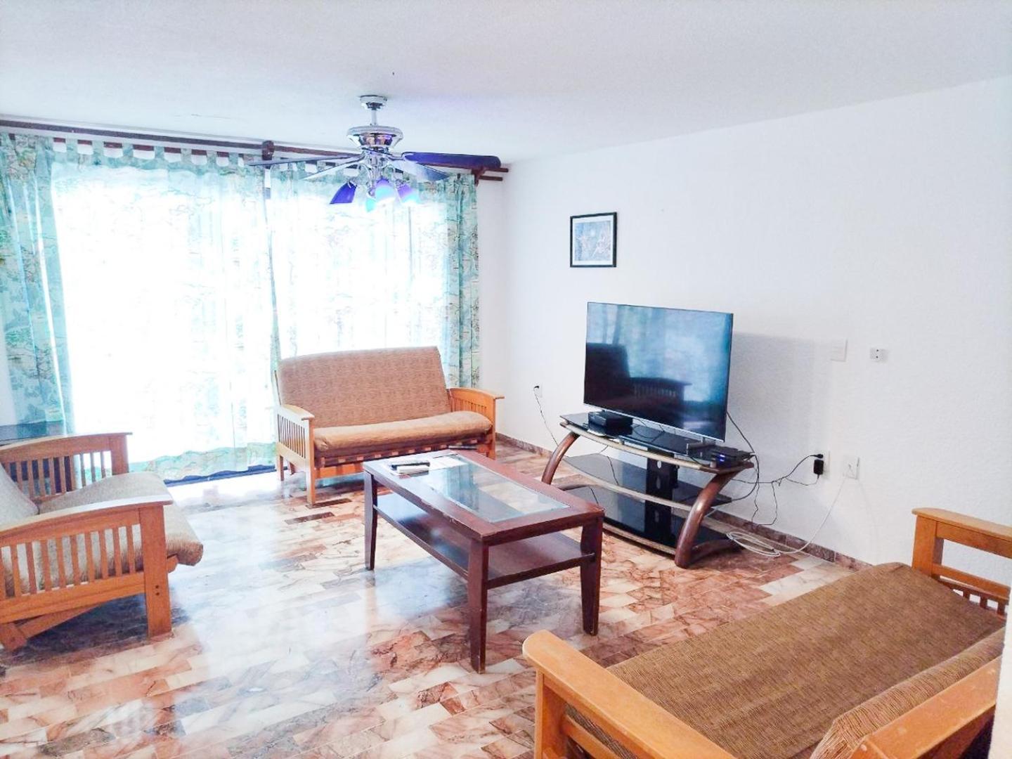 Ocean View, 3 King Beds, Balcony Apartamento *