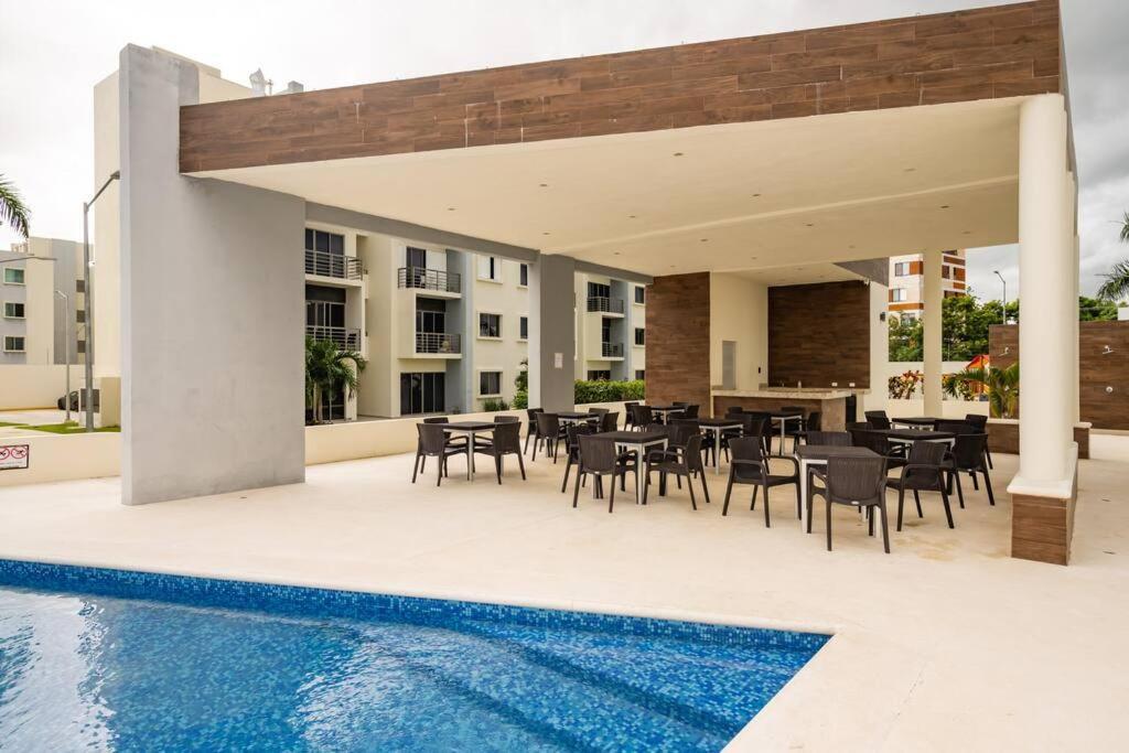 Acogedor Con Amenidades Unicas En Long Island Cancún