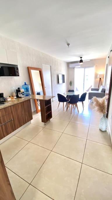 Apartamento Departamento Cerca Del Aeropuerto *