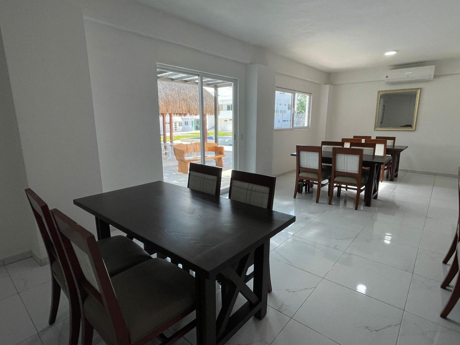 Stone Wall Residences 3*