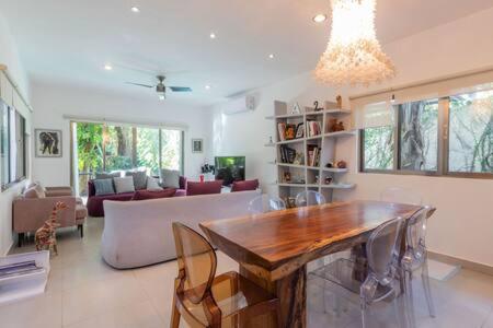 Amazing 4br House With Private Pool Villa *