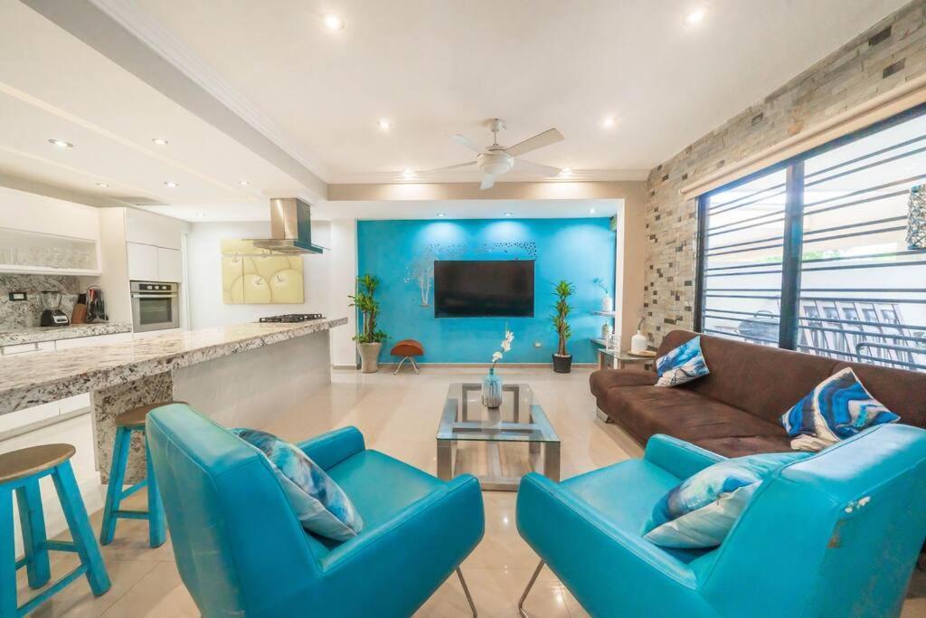 Caracol King Bed - 4 Bedroom -w Terrace At Downtown Prime * Cancún