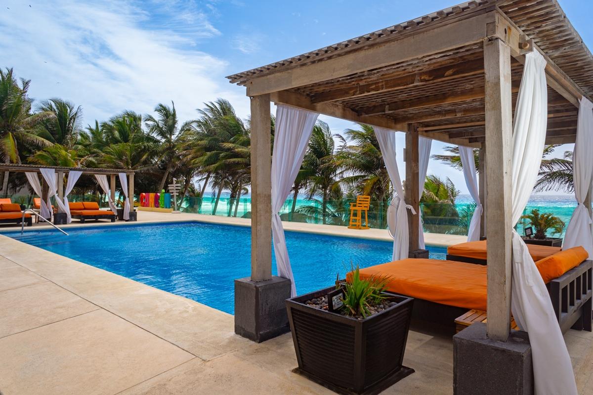 Flamingo Hotel 4*