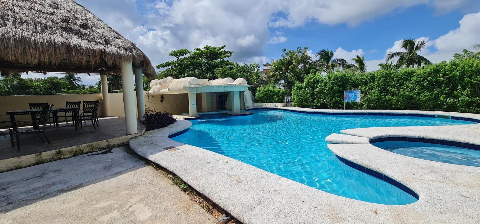 Cascadas, Spacious With Workspace, Pool & Fast Wi-fi