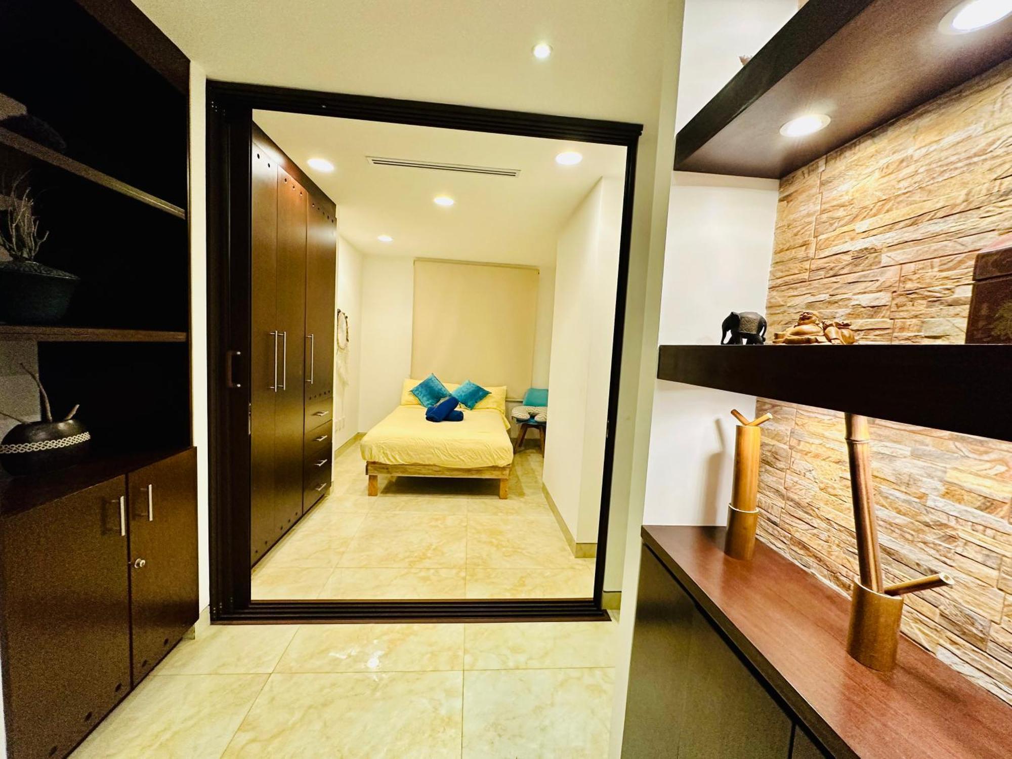 Luxury Ocean View & Front In The Location Of