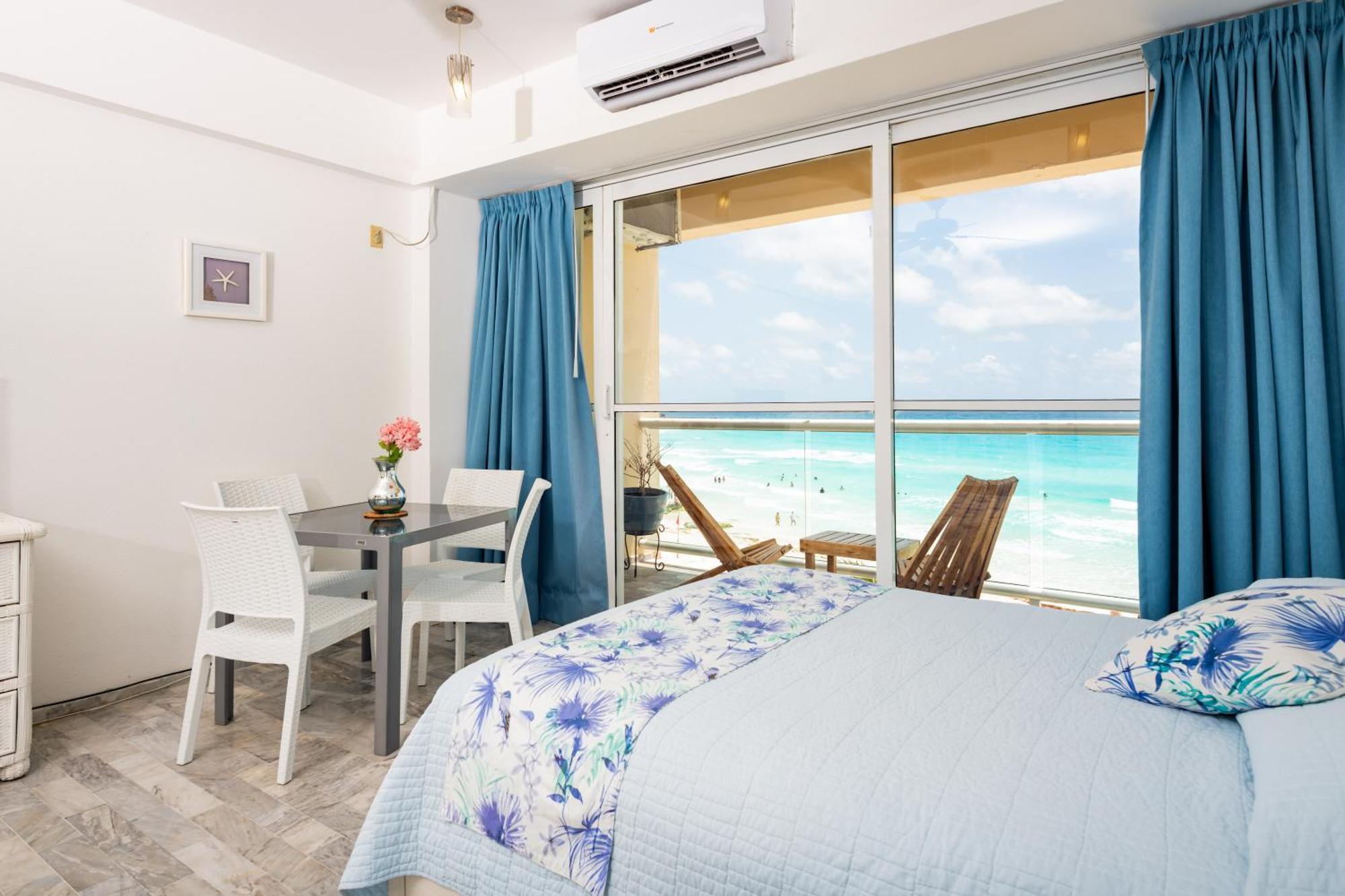 Beachfront At Salvia Aparthotel *