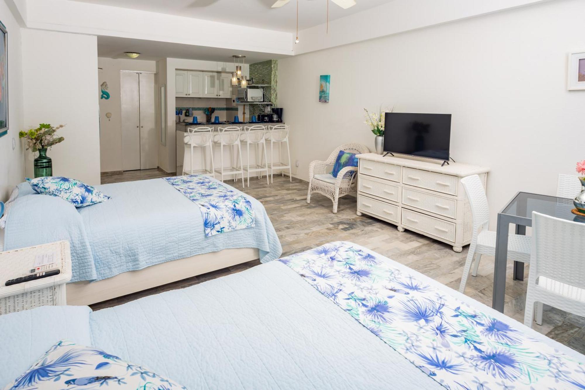 Aparthotel Beachfront At Salvia *