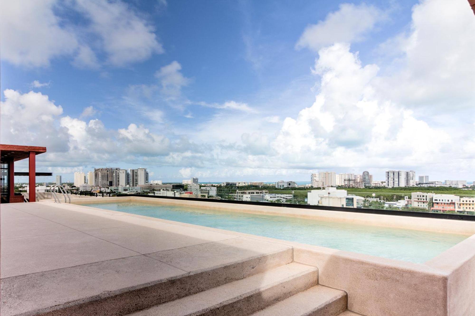 Nader 9b Cancún