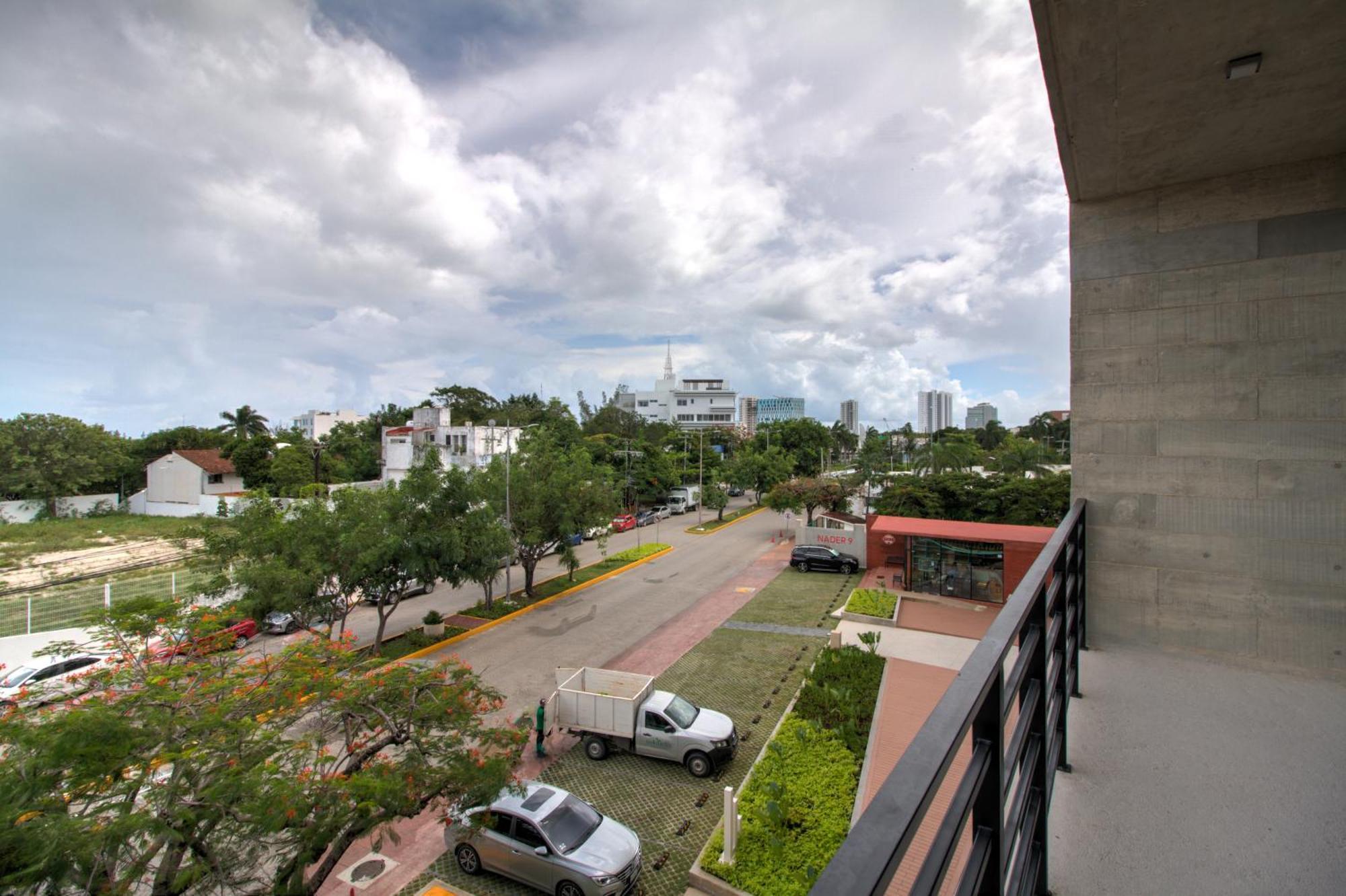Nader 9b * Cancún