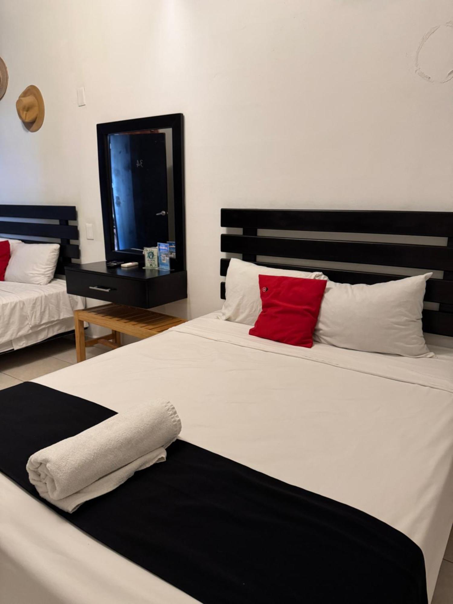 Center Hotel 3*
