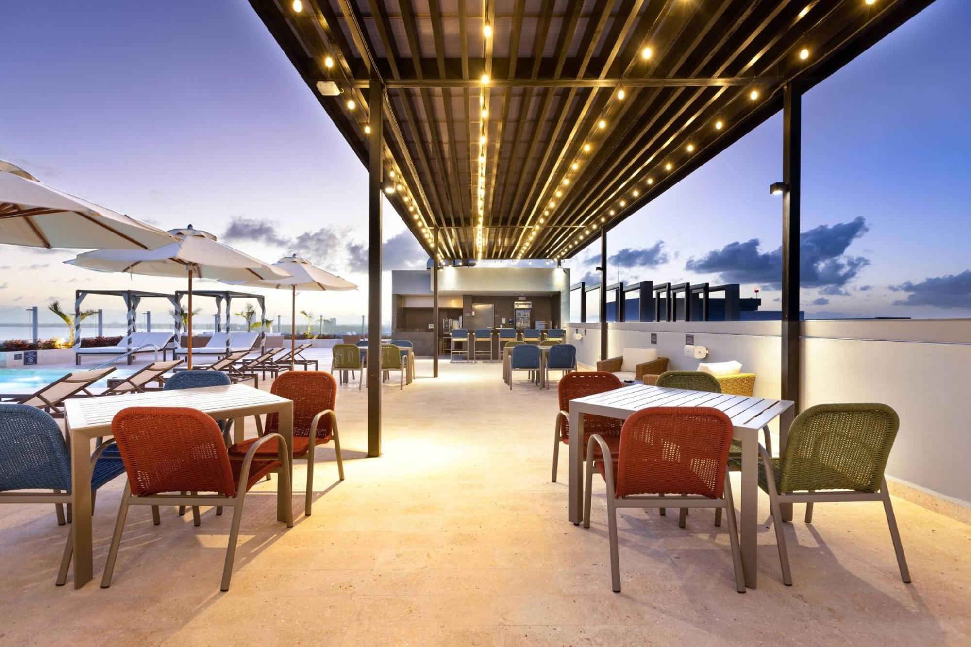By Marriott Zone Hotel Cancún