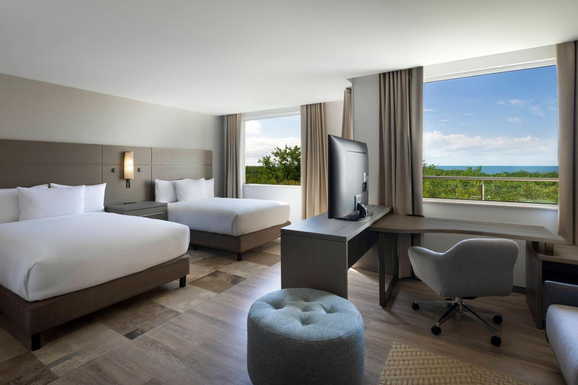 Hotel By Marriott Zone