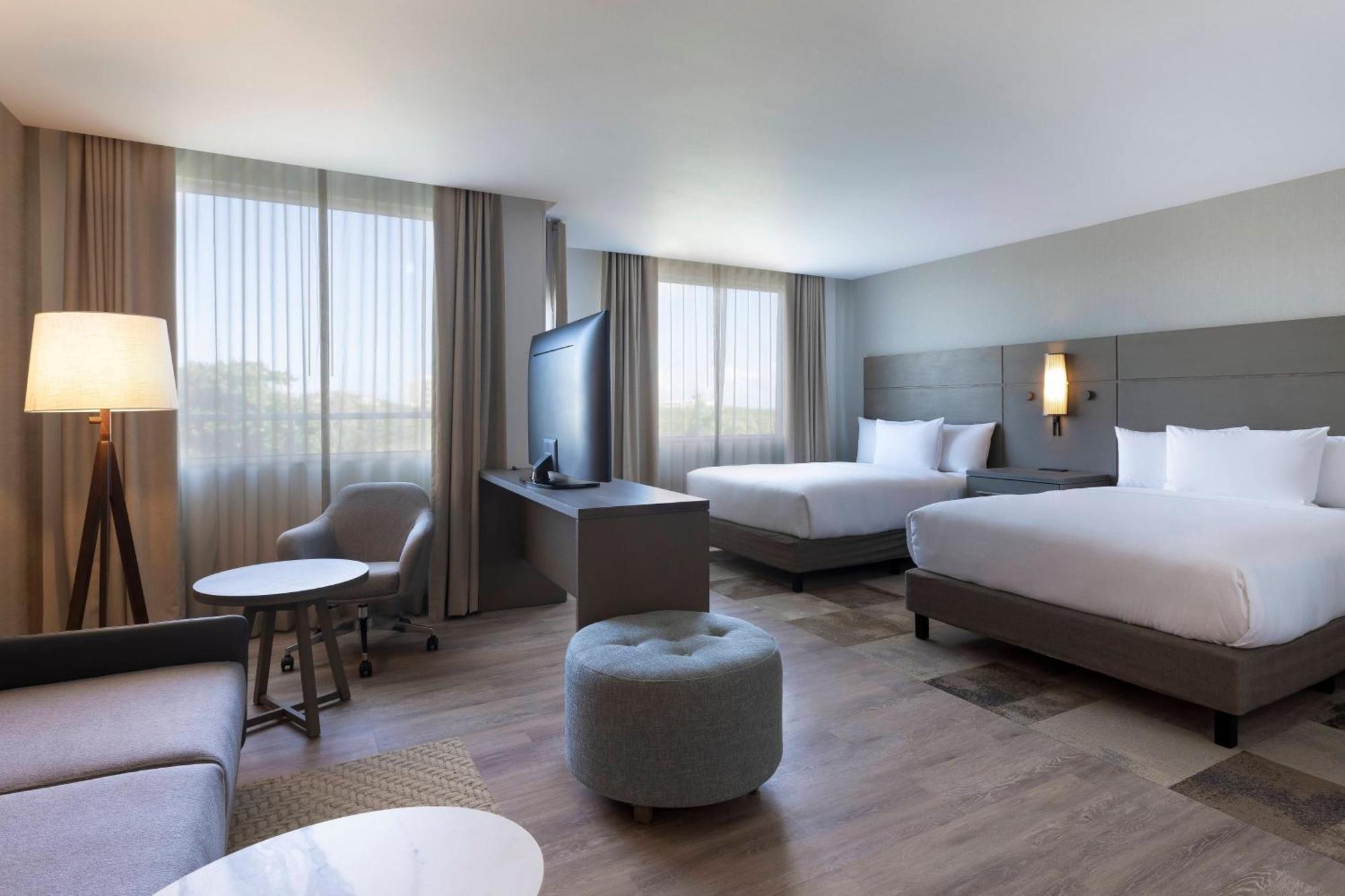 By Marriott Zone 3*