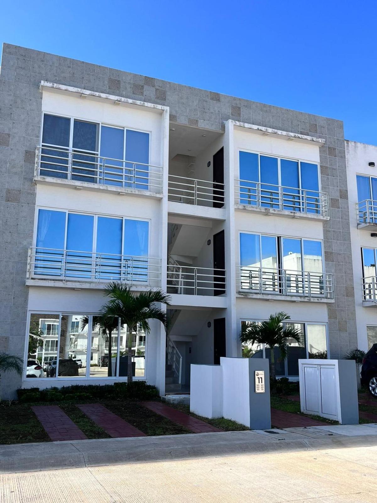 Departamento Acogedor 3 Recamaras En * Cancún