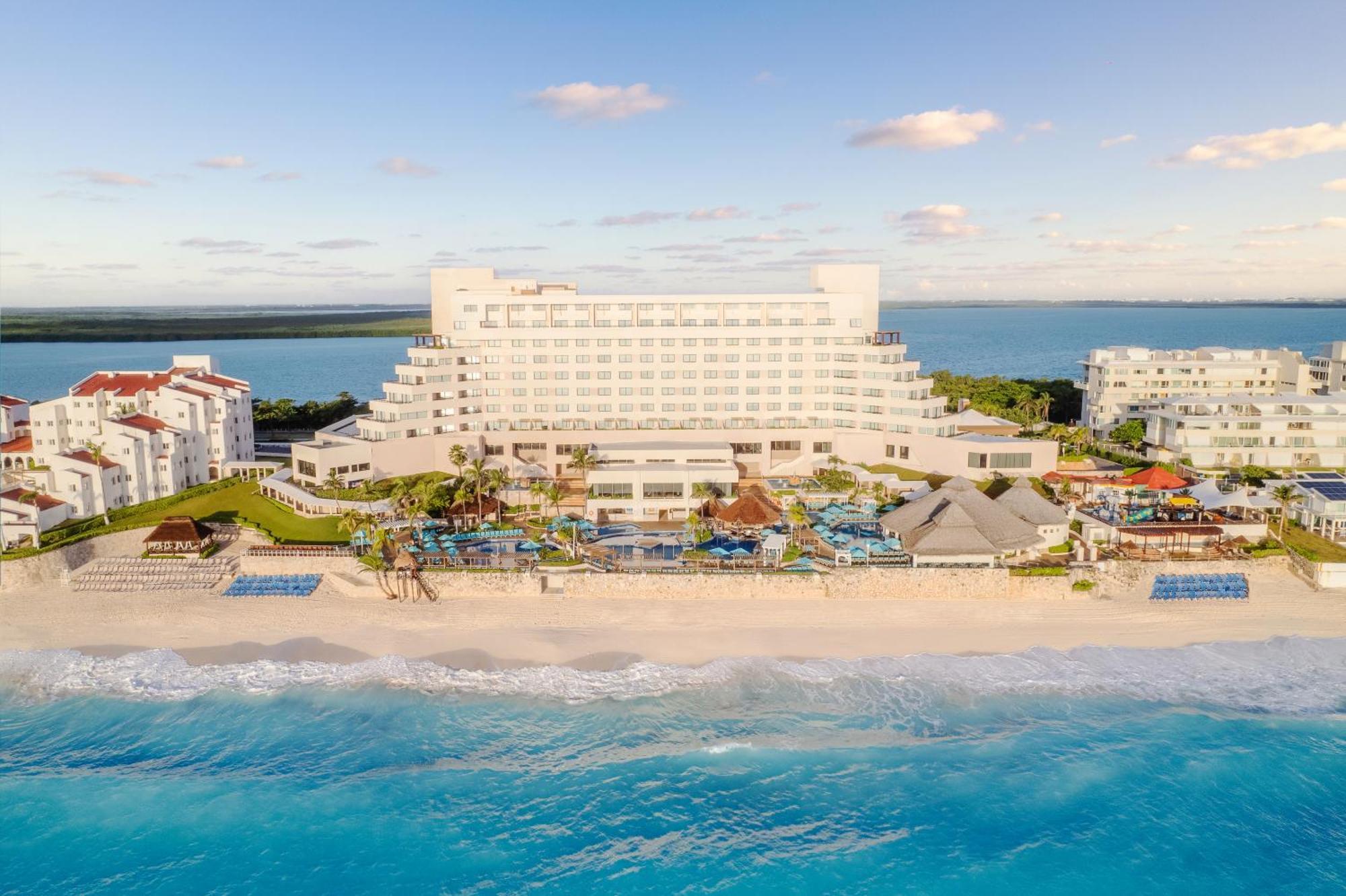 Royal Solaris Resort