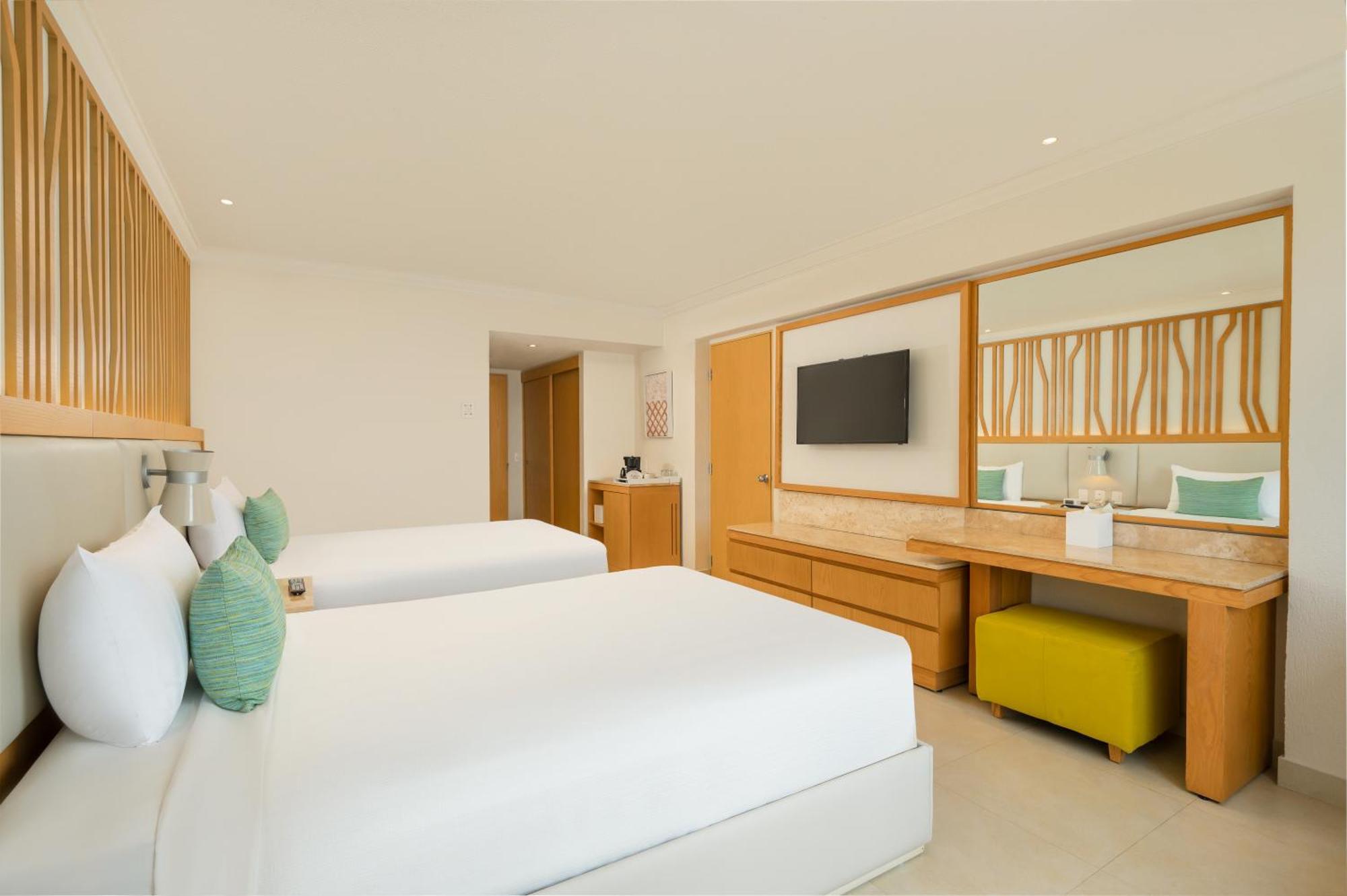 Royal Solaris 4*