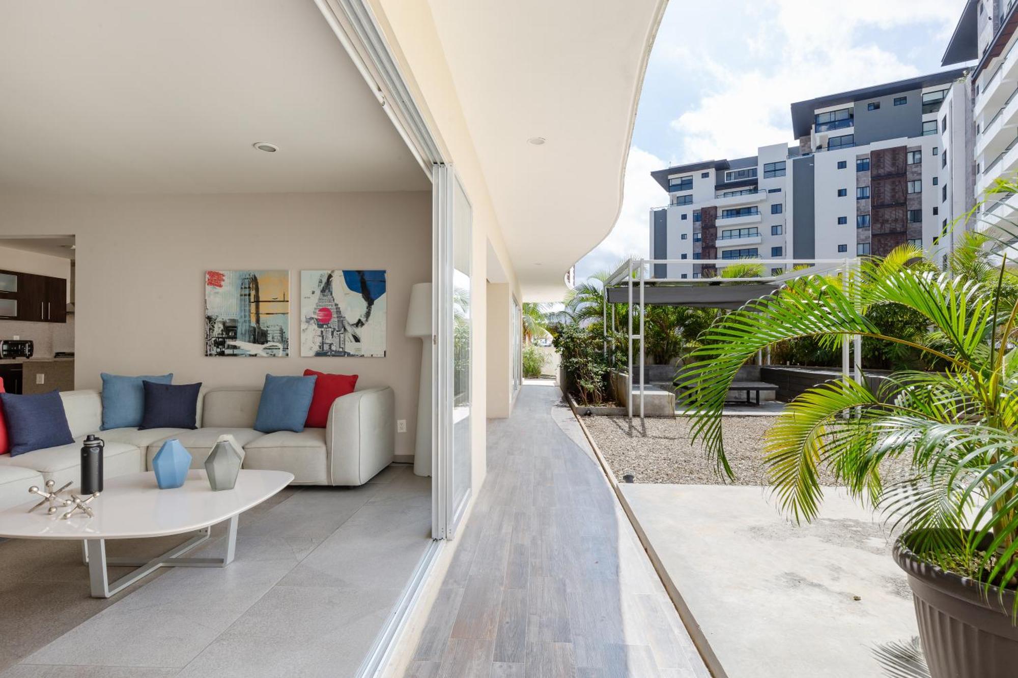 Large&modern With Private Terrace * Cancún