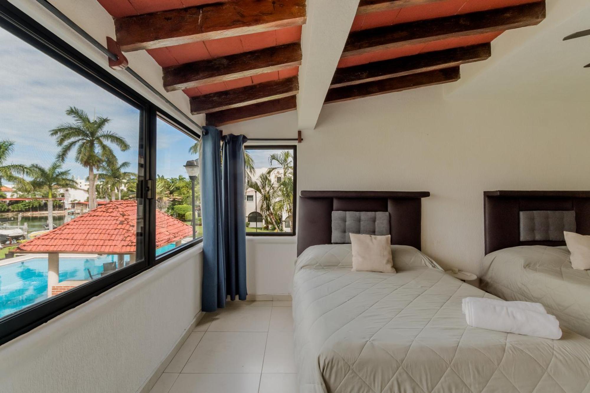 Chic Lagoon Front By Casa Paraiso * Cancún