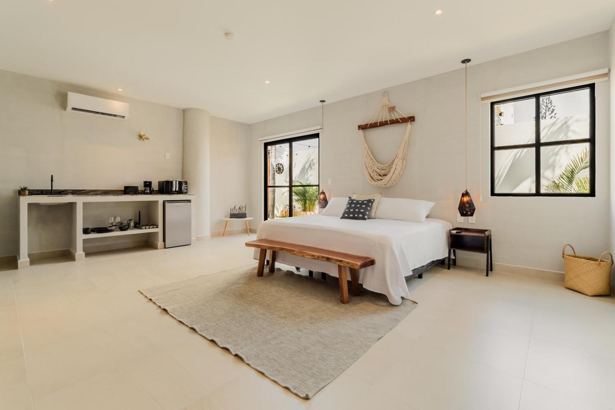 Aparthotel *casa Aluxes- Guesthouse*