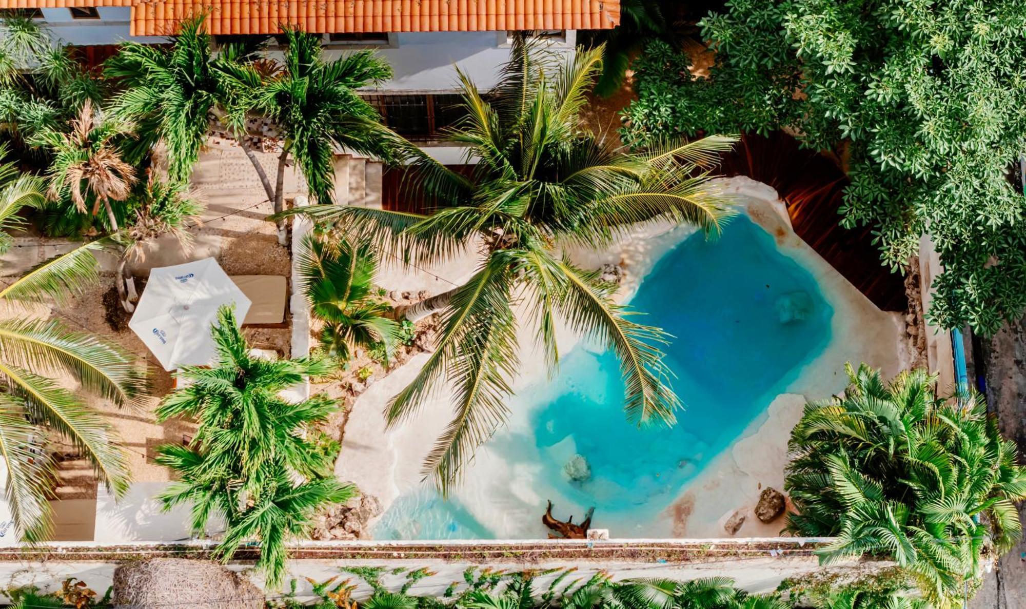 Nomads Experience Hotel 4*