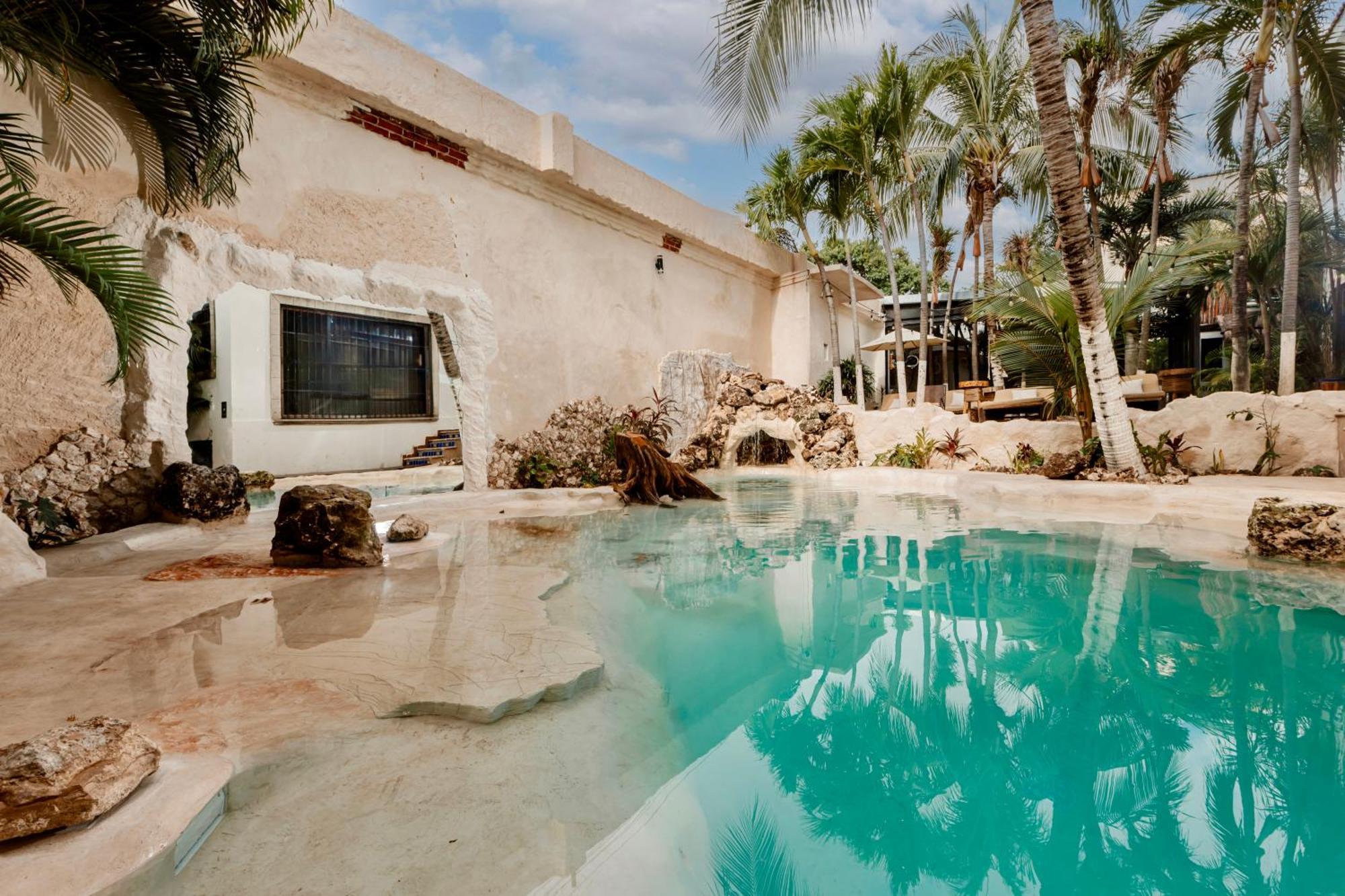 Nomads Experience Hotel