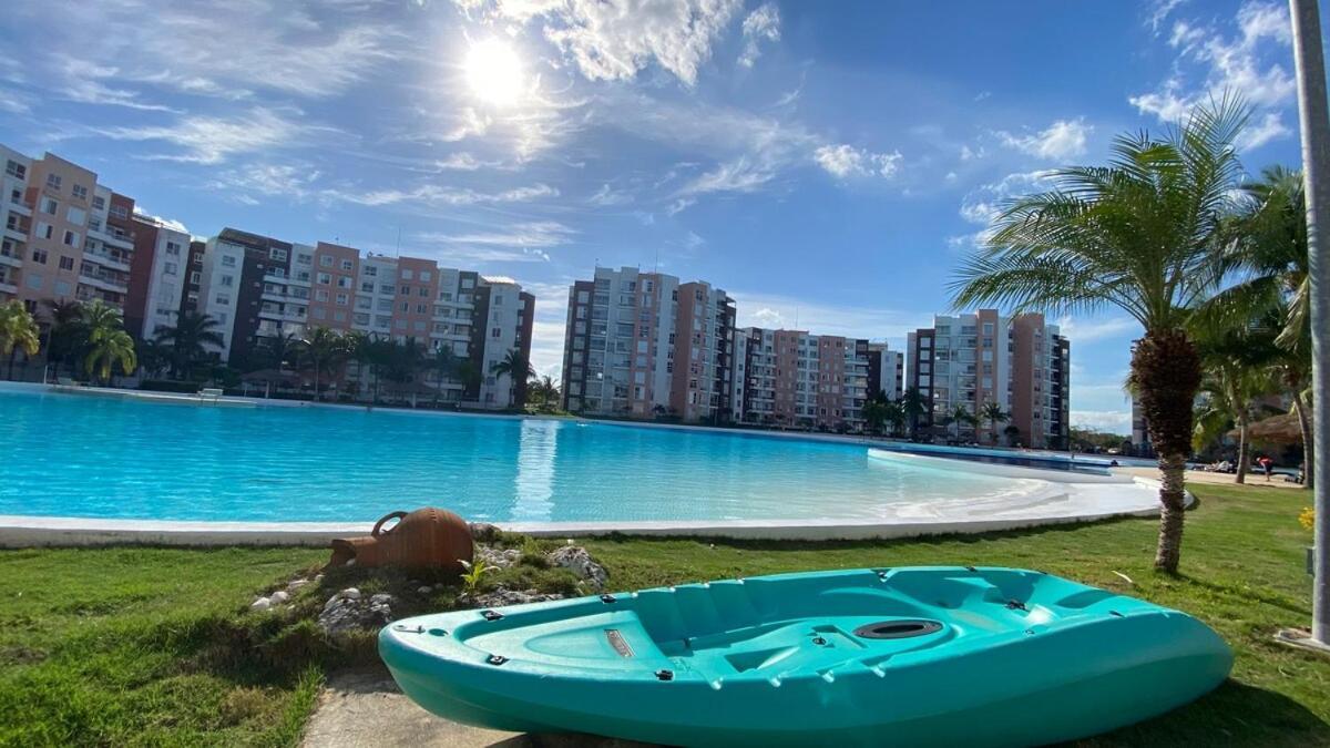 Blue Lagoon Near The Airport Apartamento