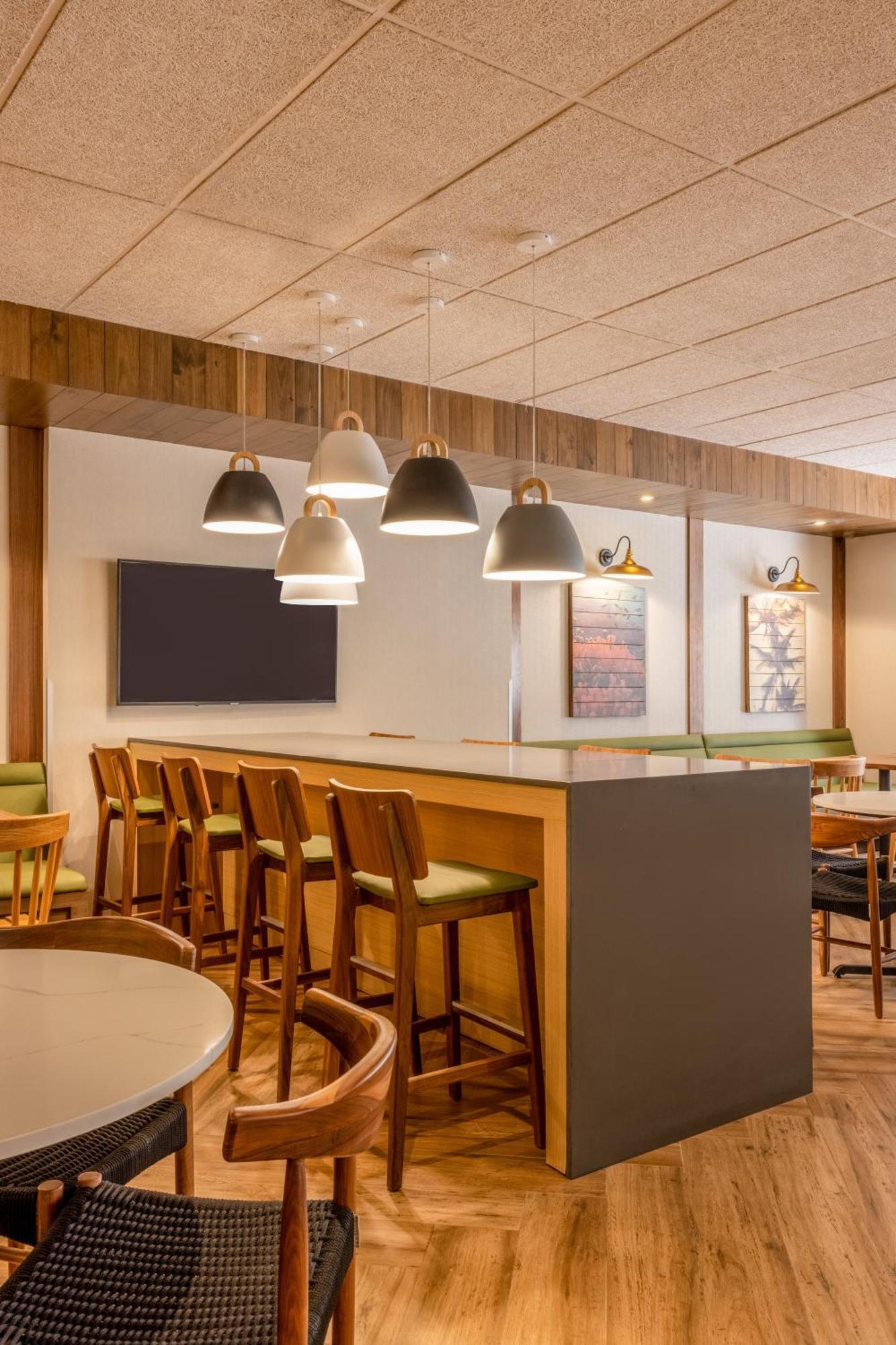 Hotel Fairfield By Marriott & Downtown