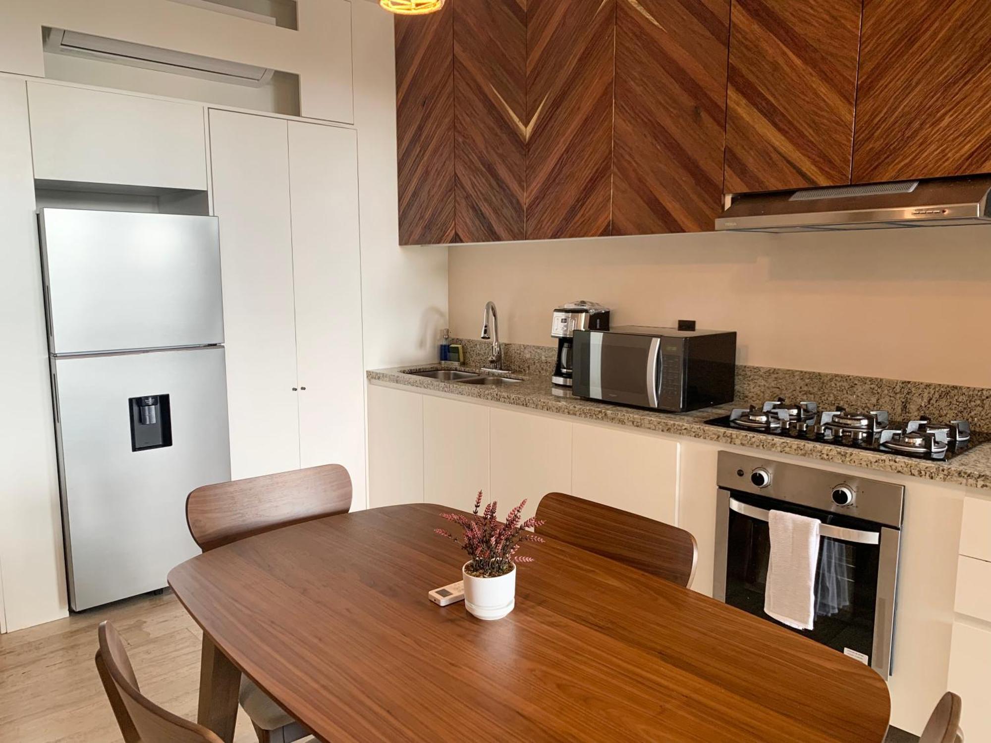 Living In The Noom By Andiani Apartamento