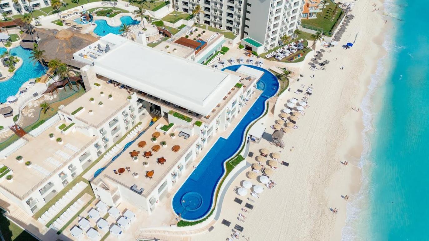 Emporio Resort