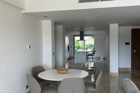 Apartamento A7103 - 2br With Club Cancún