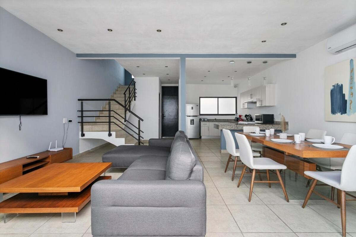 Spacious 4br House Pools & Great Views Cancún