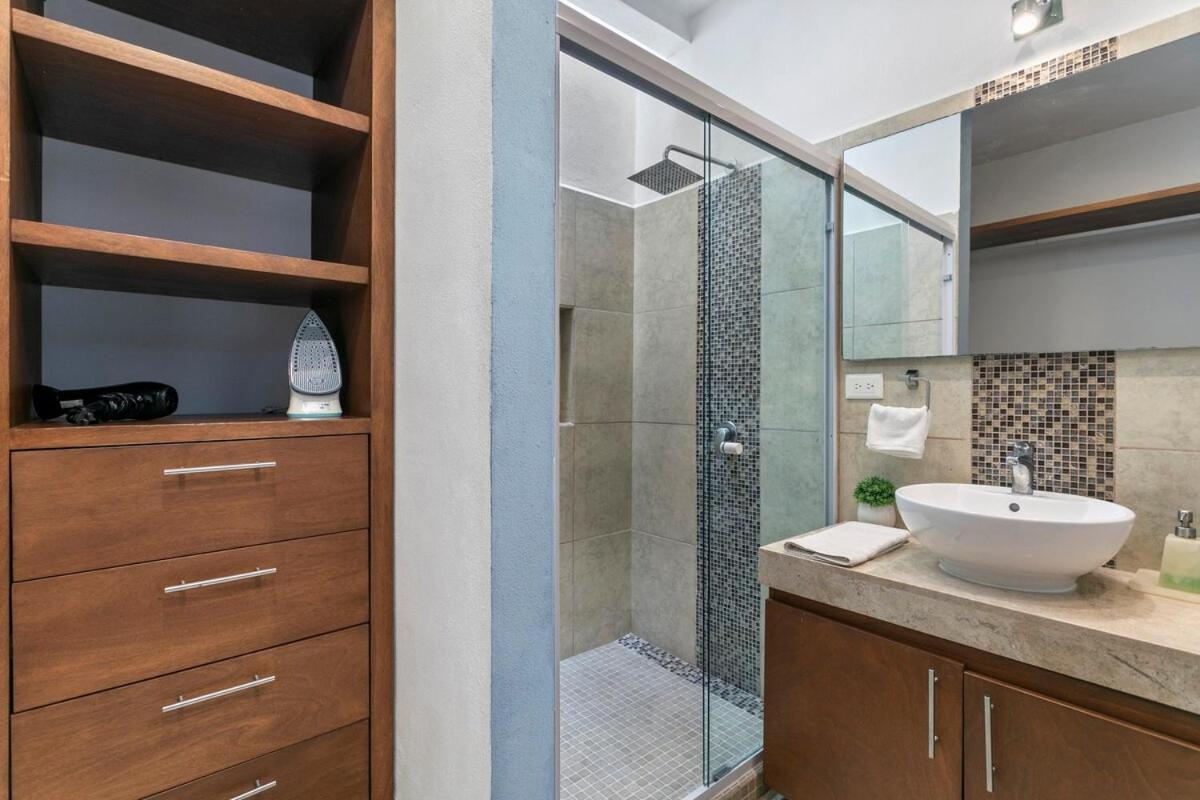 Spacious 4br House Pools & Great Views * Cancún