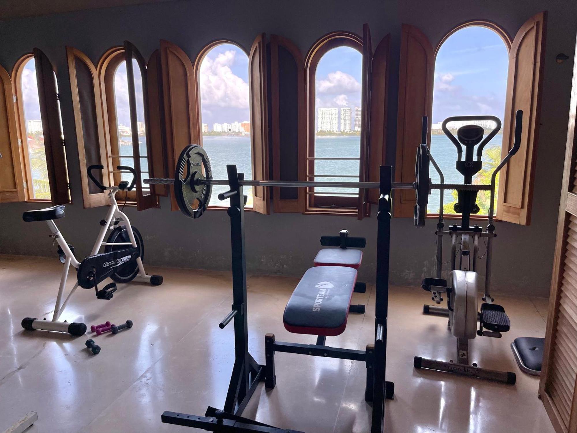 6br Spacious Waterfront With Private Pool By Solmar Cancún