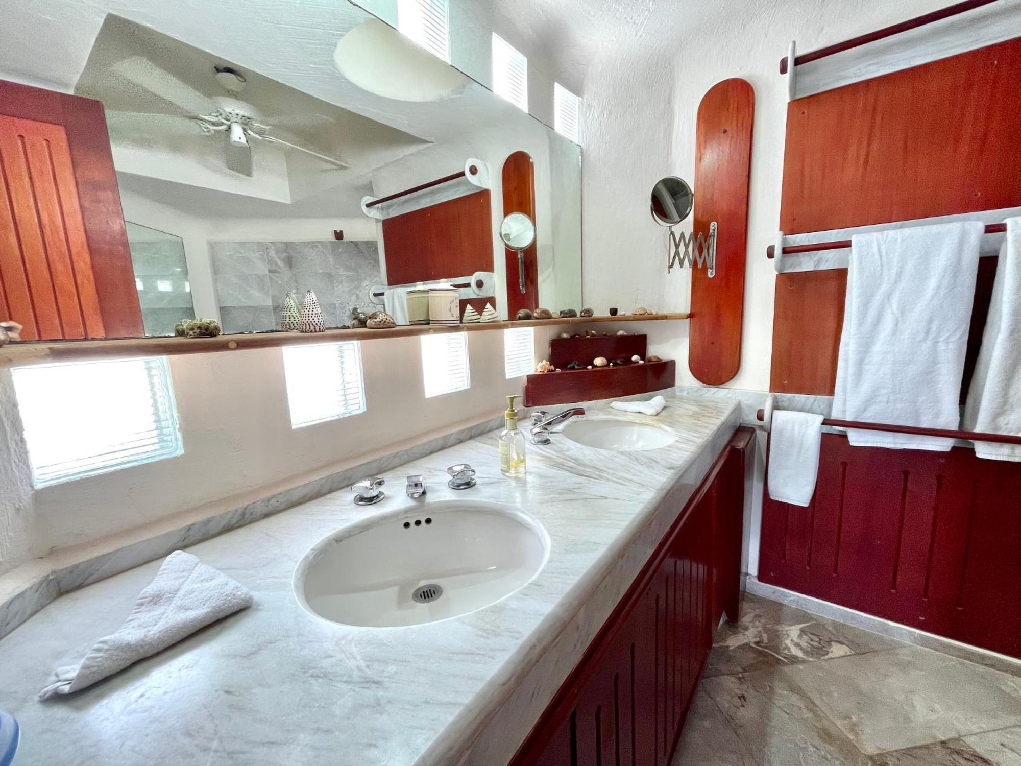 6br Spacious Waterfront With Private Pool By Solmar Cancún