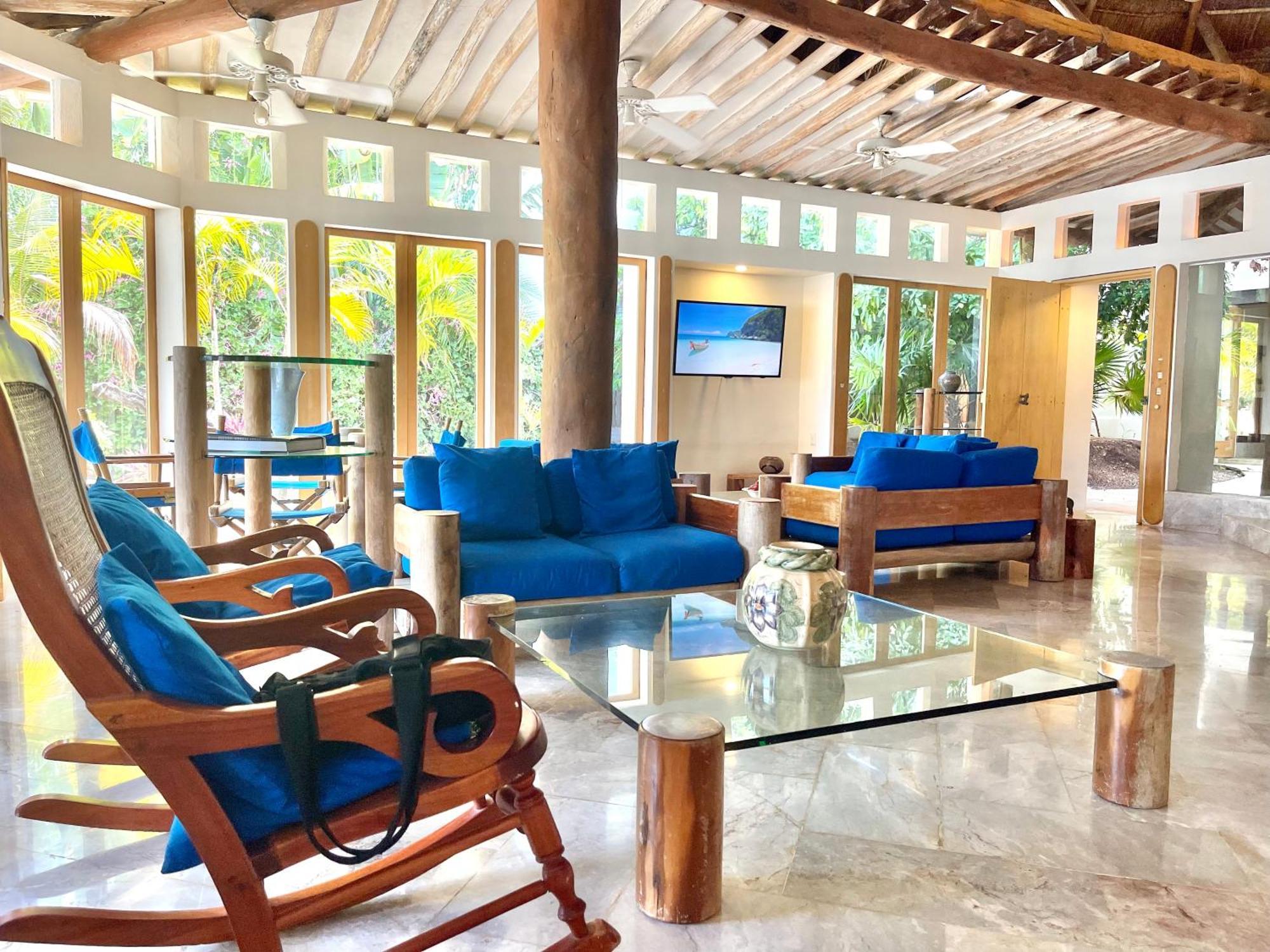 Villa 6br Spacious Waterfront With Private Pool By Solmar