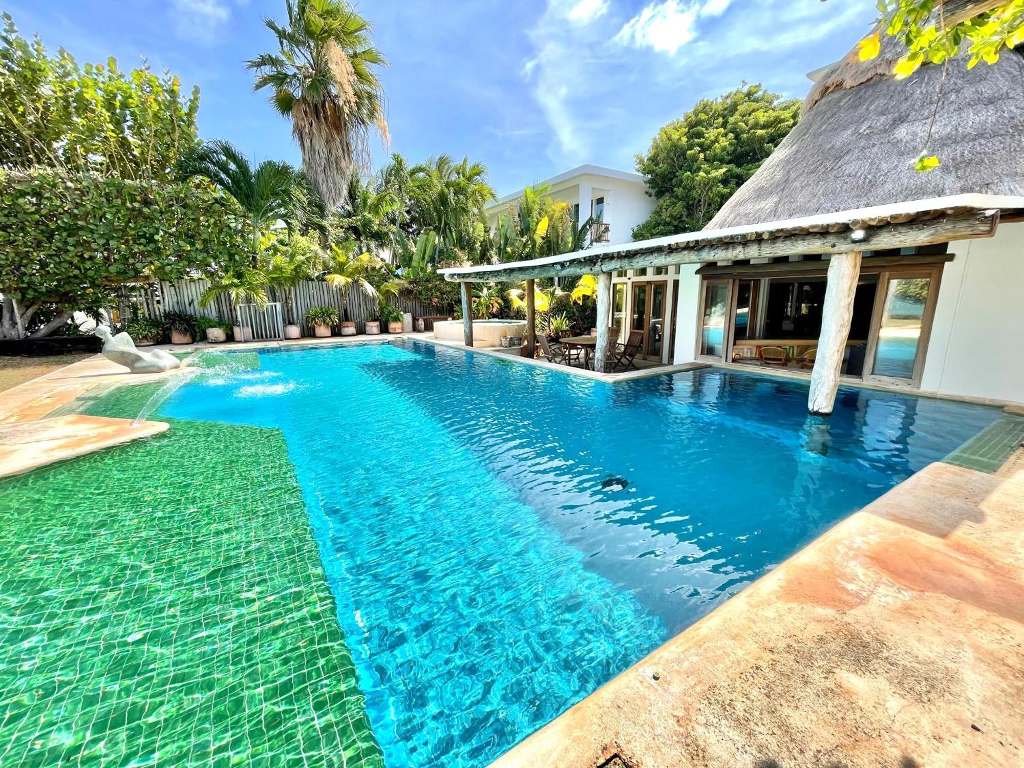 Villa 6br Spacious Waterfront With Private Pool By Solmar *