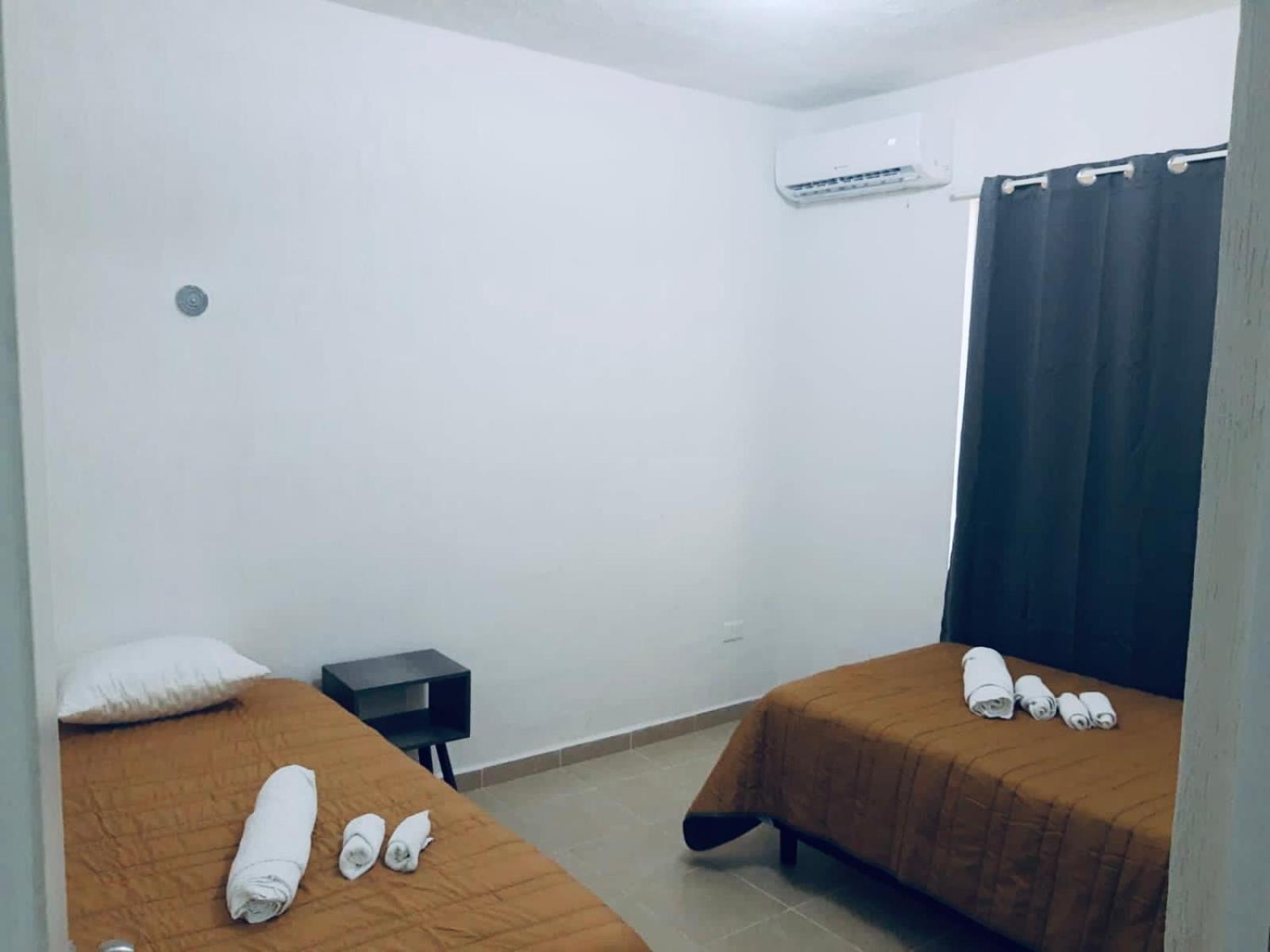 Departamento En Zona Privada Cancun, Q,r * Cancún