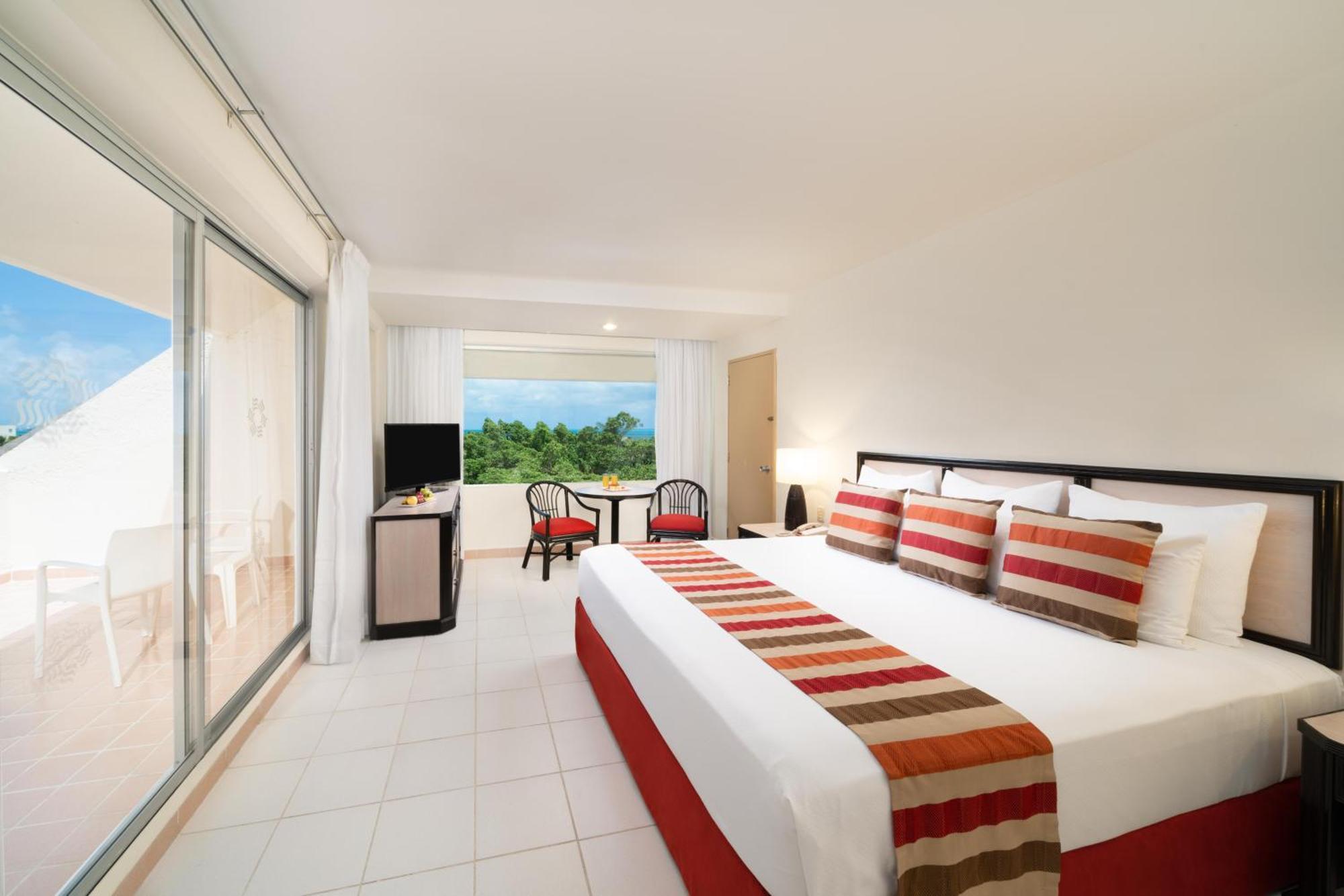 Resort Oasis Palm 4*