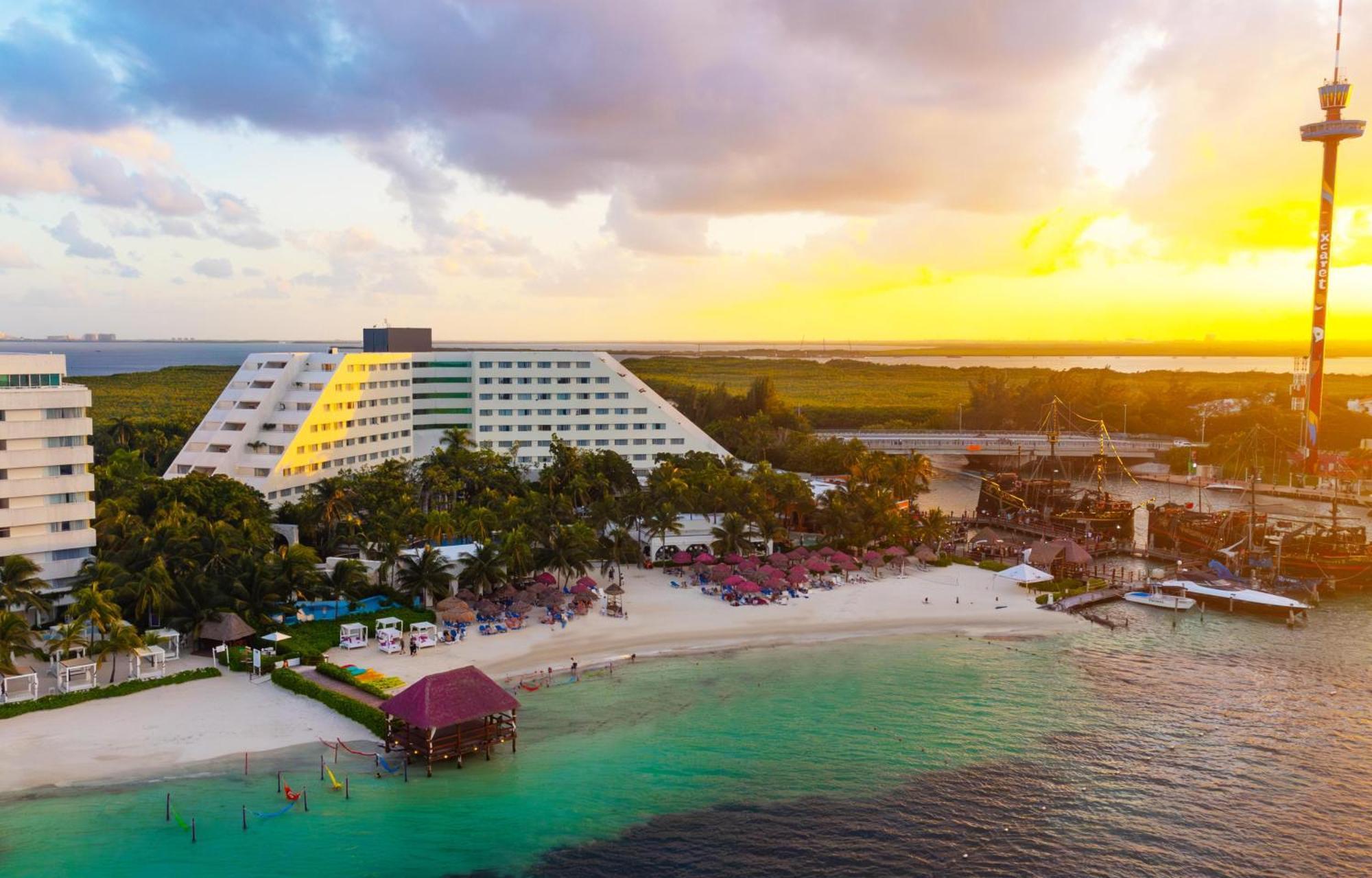 Resort Oasis Palm 4*