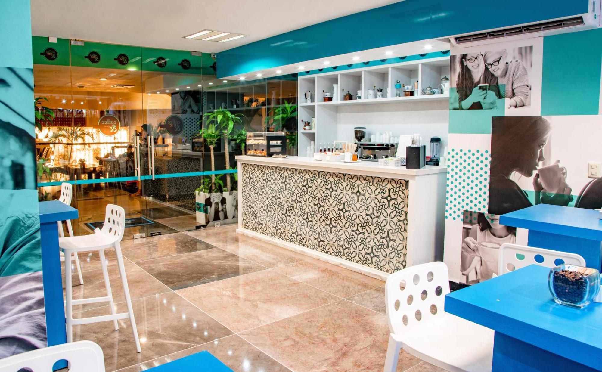 Oasis Palm Cancún