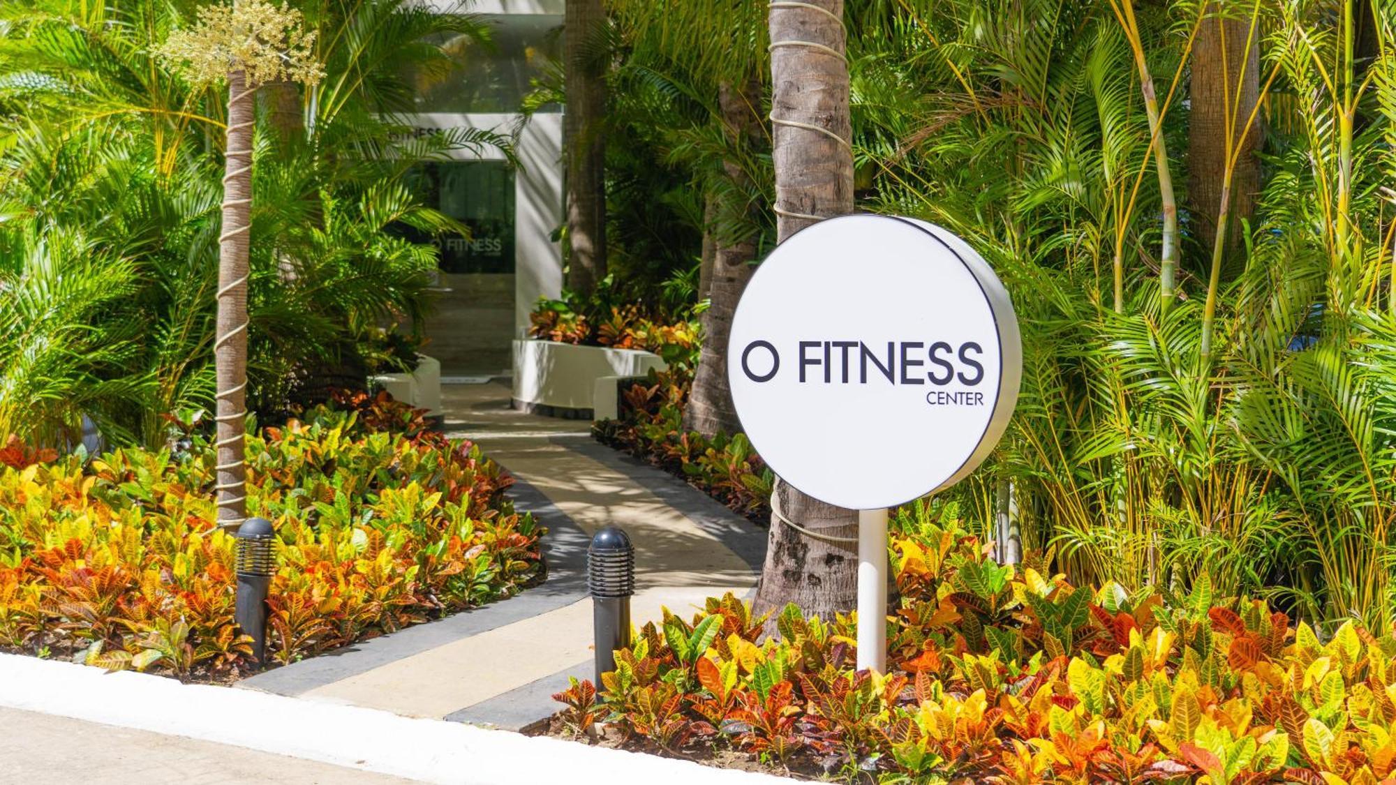 Oasis Palm Resort Cancún