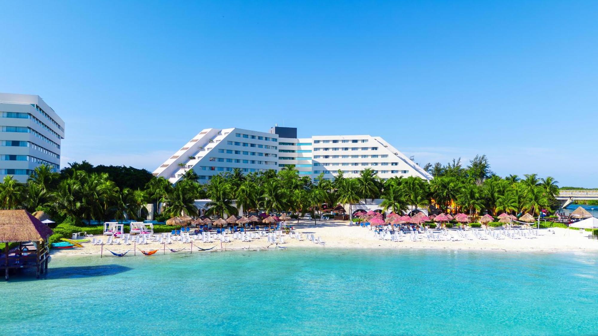 Oasis Palm Resort 4*