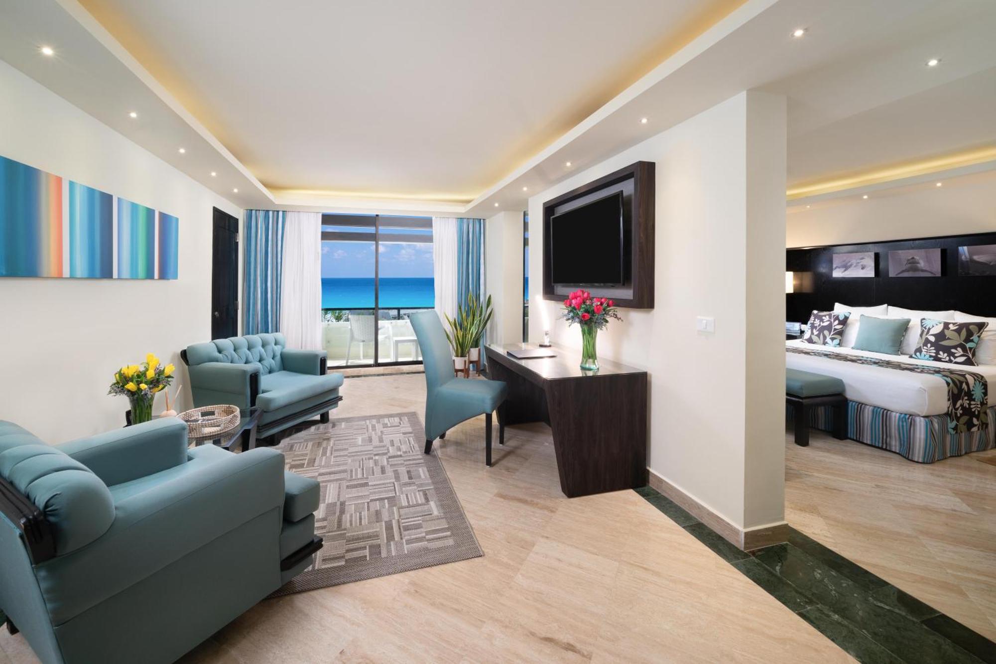 Resort The Pyramid By Oasis 5*