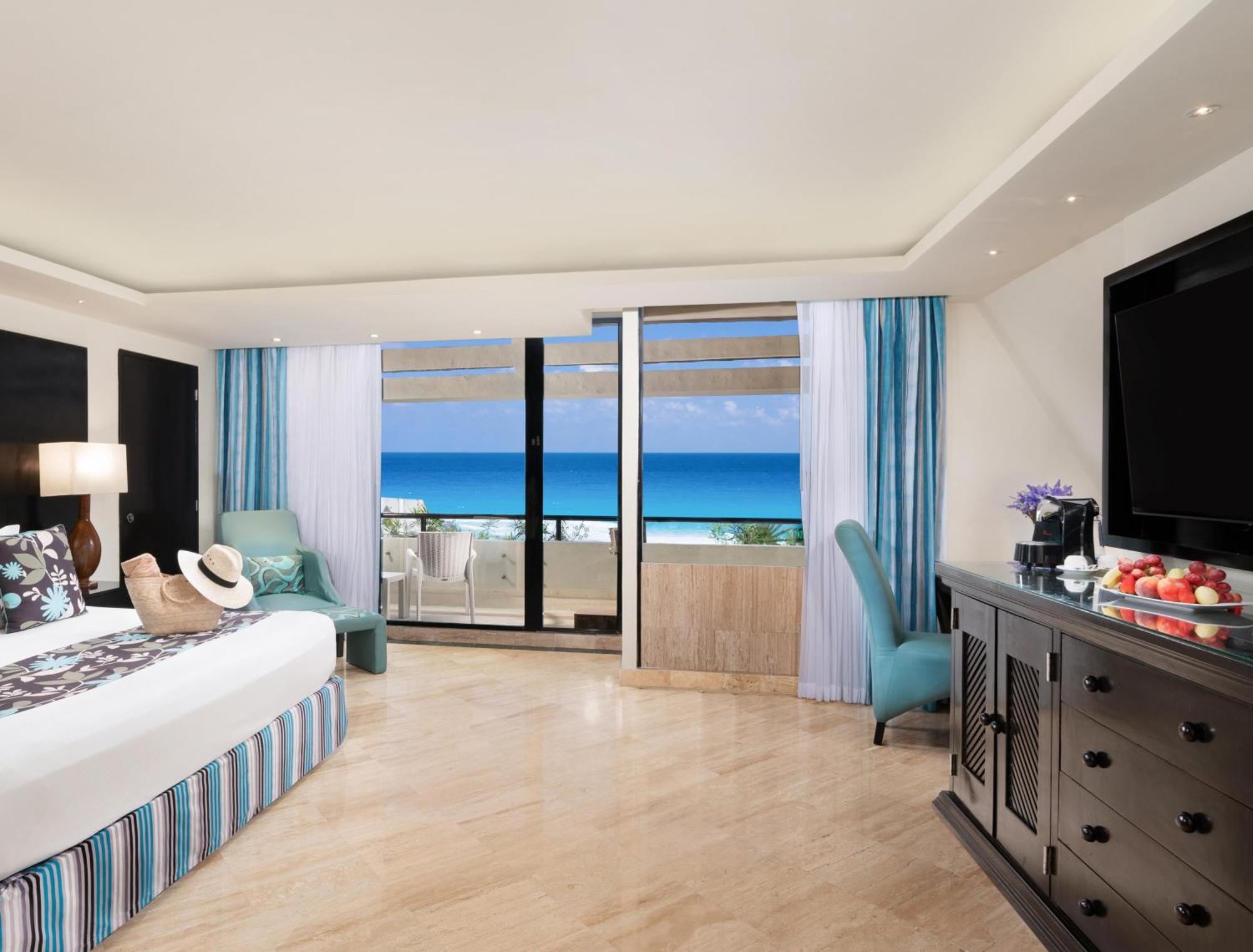 Resort The Pyramid By Oasis 5*