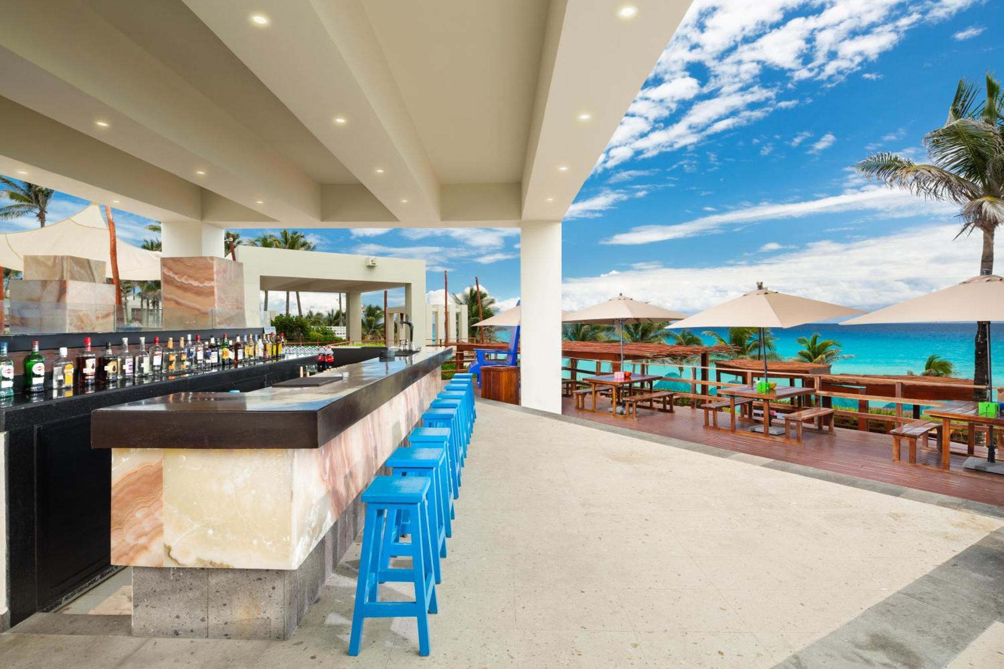Resort The Pyramid By Oasis