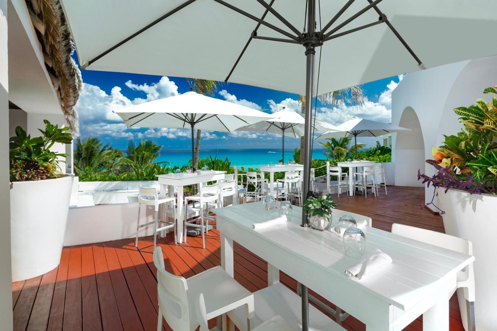 The Pyramid By Oasis Resort 5*